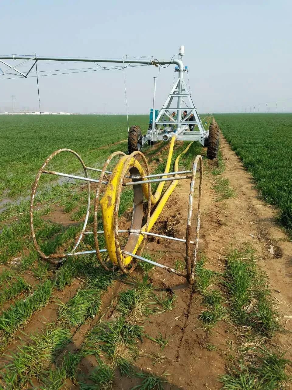 平移式喷灌机供水方式的选择变迁_农机网